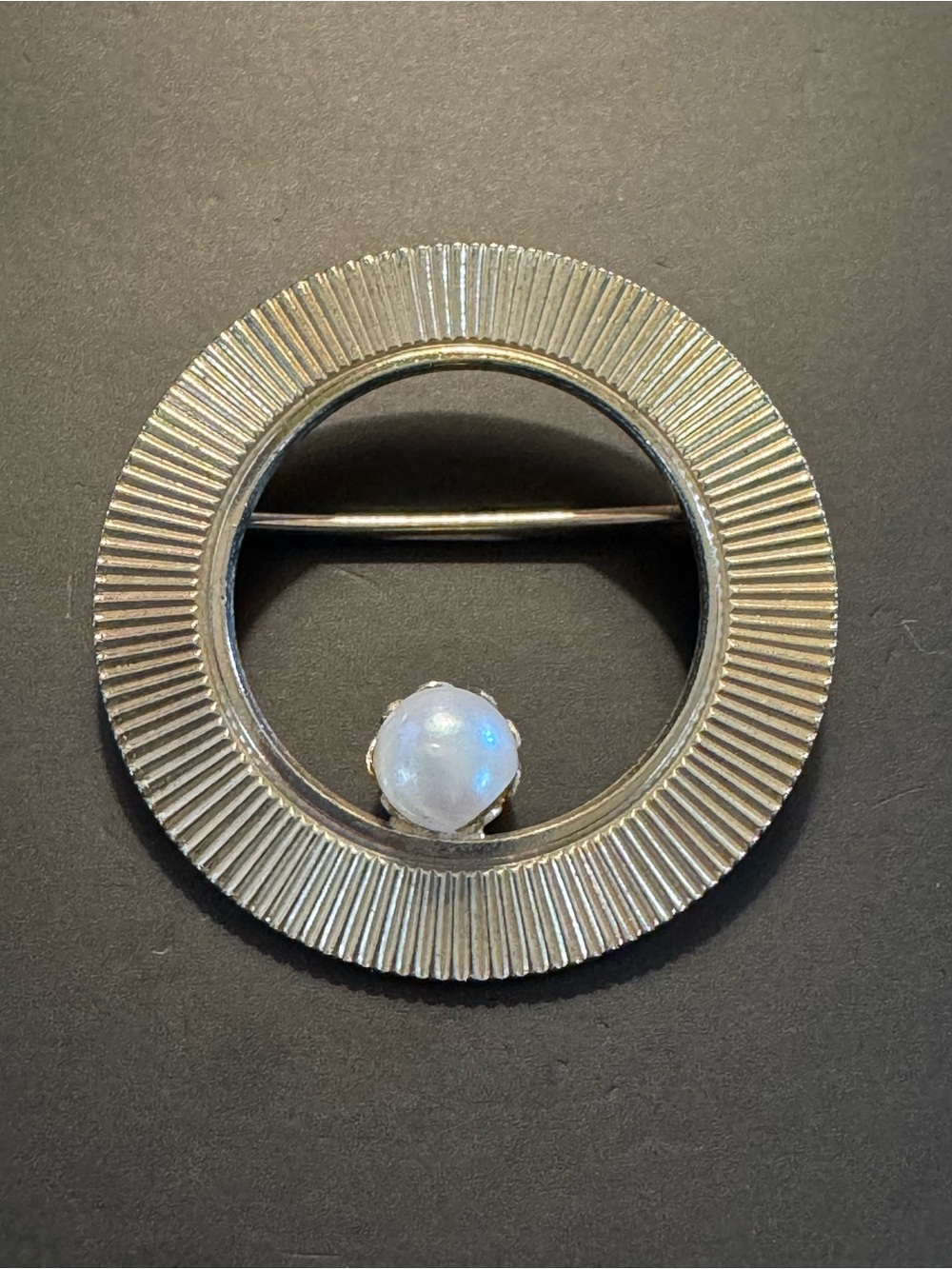 Vintage Gold Tone Circle Brooch with Genuine Cultured Pearl